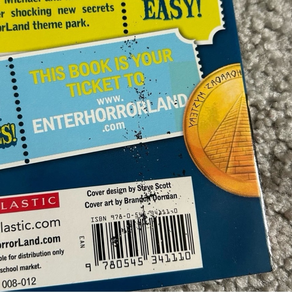 Goosebumps Horrorland Boxed Set Thirteen Tales of Terror: R.L. Stine (Paperback) - Picture 10 of 12